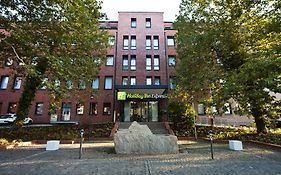 Holiday Inn Express - Saarbrücken, an IHG Hotel